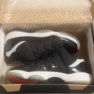 Nike Jordans Black and White Low-Top Basketball Sneakers